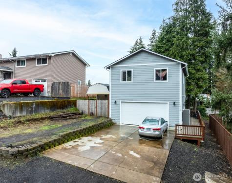 813 S 10th Street Shelton WA 98584