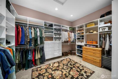 2720 NW Cascade Avenue East Wenatchee WA 98802