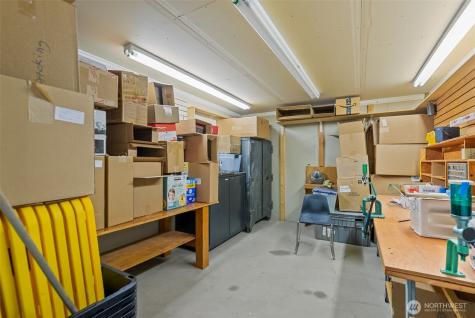 2720 NW Cascade Avenue East Wenatchee WA 98802