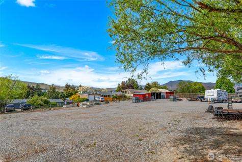 2720 NW Cascade Avenue East Wenatchee WA 98802