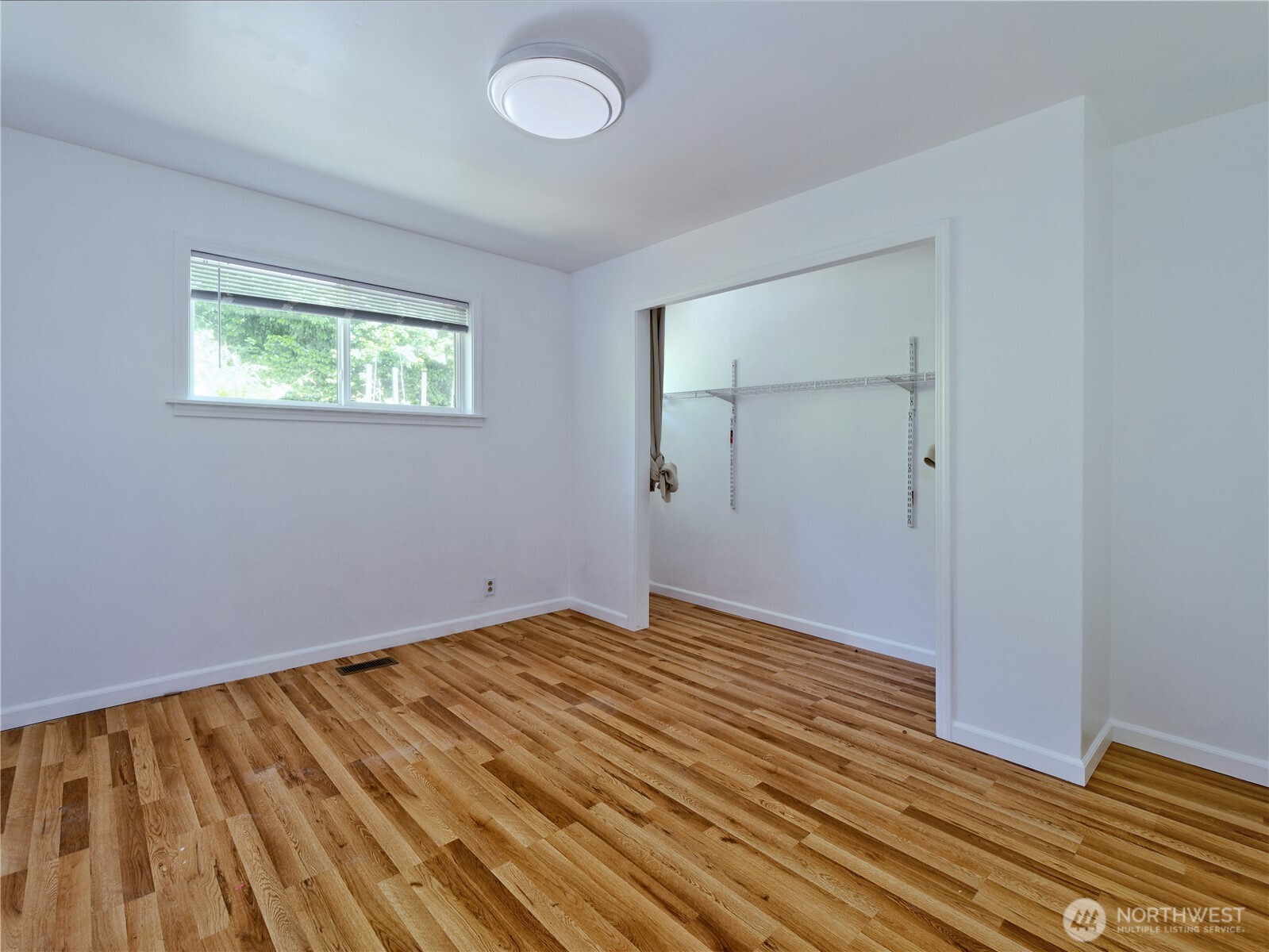 423 Lind Avenue SW Renton WA 98057