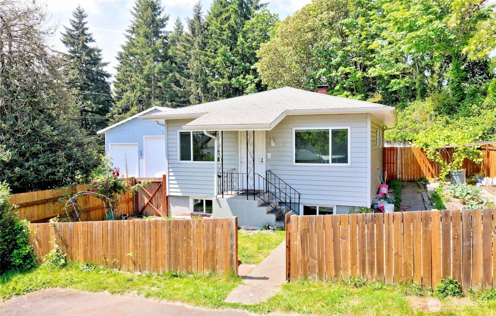 423 Lind Avenue SW Renton WA 98057
