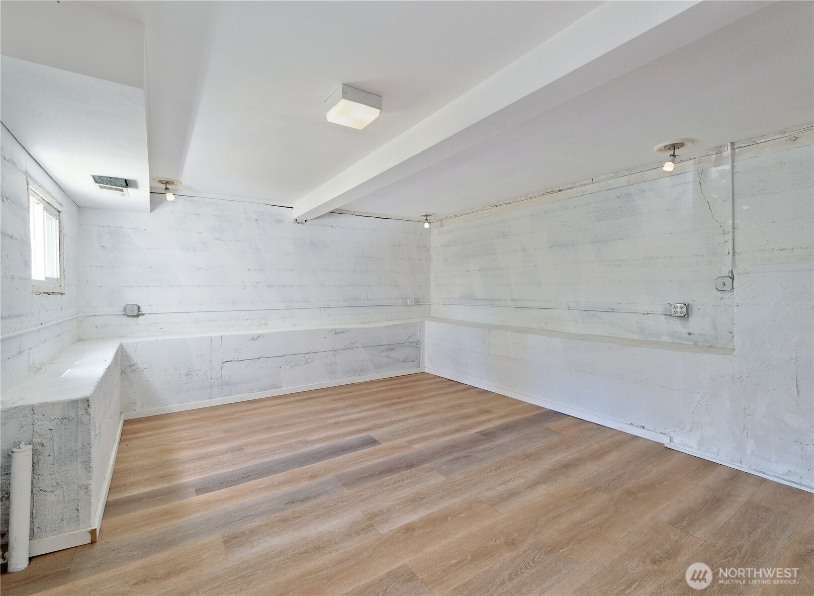 423 Lind Avenue SW Renton WA 98057