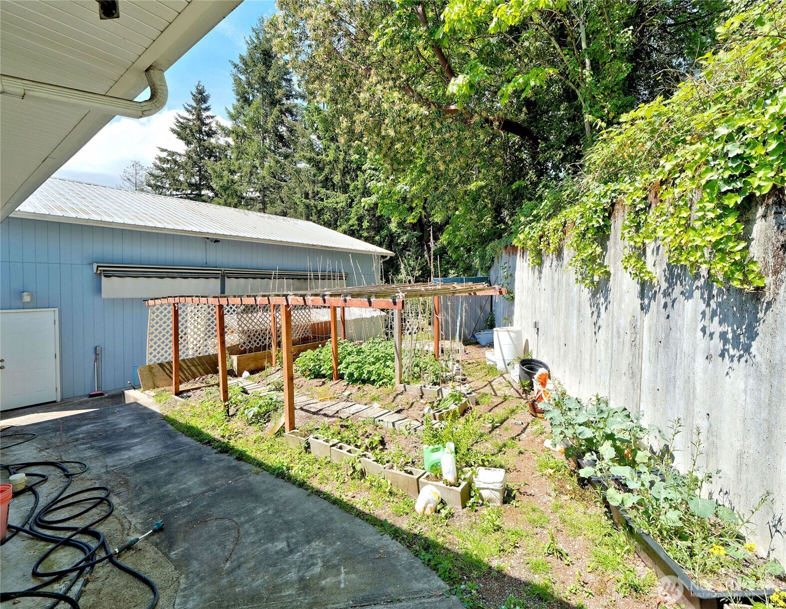 423 Lind Avenue SW Renton WA 98057