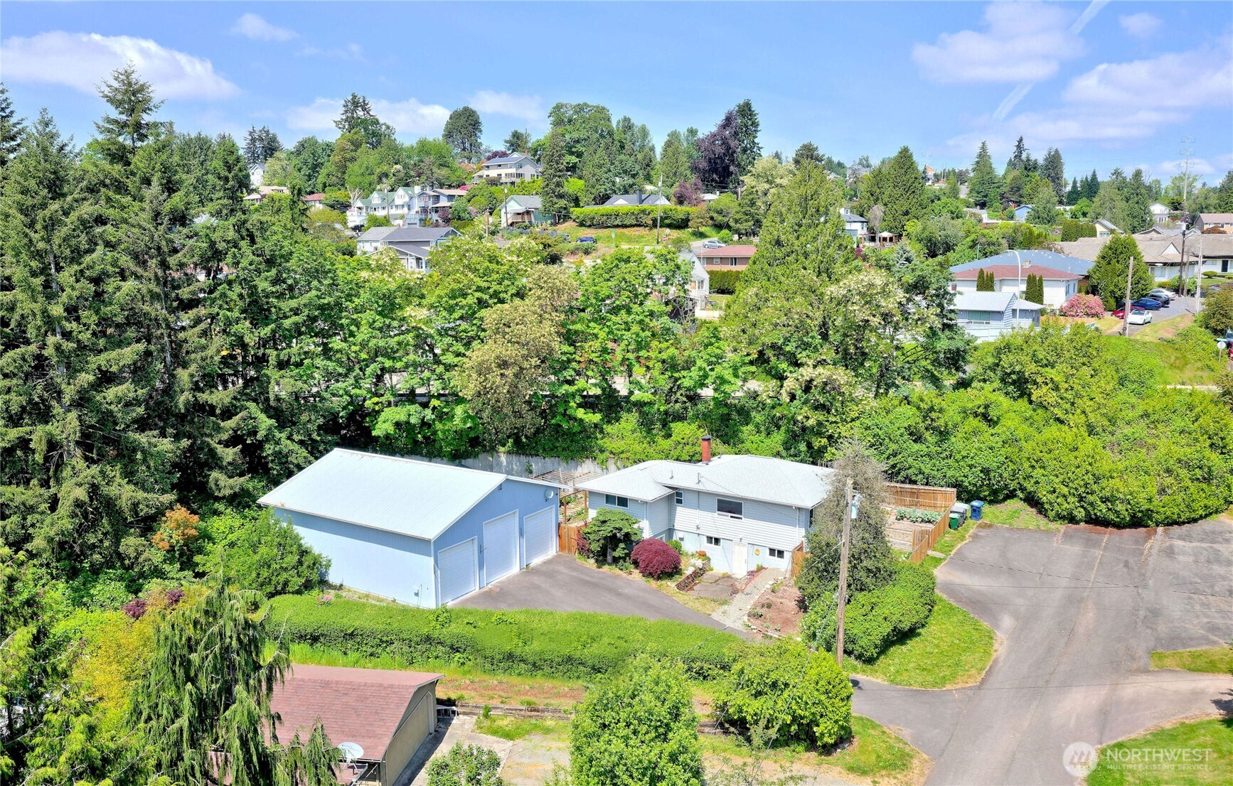 423 Lind Avenue SW Renton WA 98057