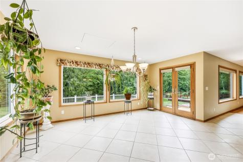 291 Fawn Meadow Road Chimacum WA 98325