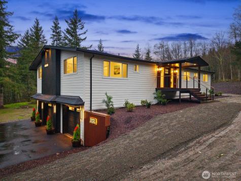 32922 SE Kuzak Road Enumclaw WA 98022
