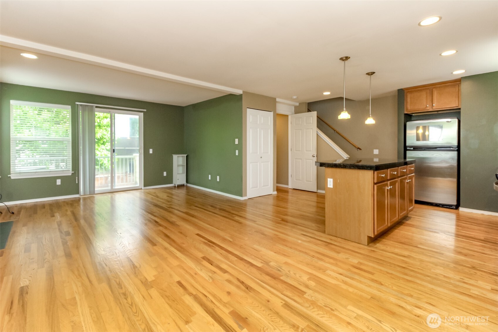 2816 SW Adams Street Seattle WA 98126
