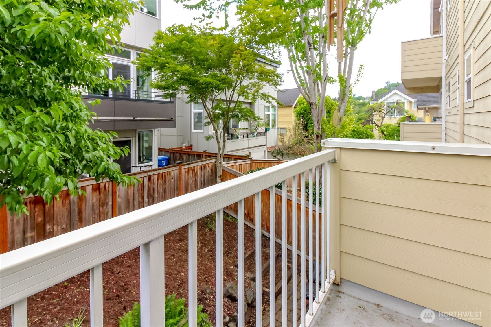 2816 SW Adams Street Seattle WA 98126