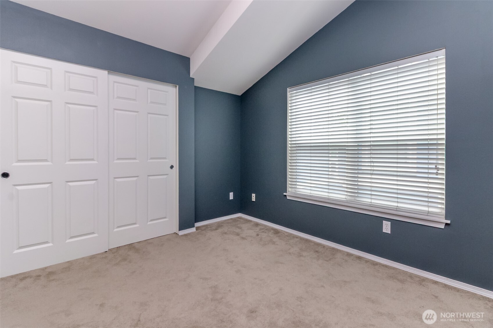 2816 SW Adams Street Seattle WA 98126