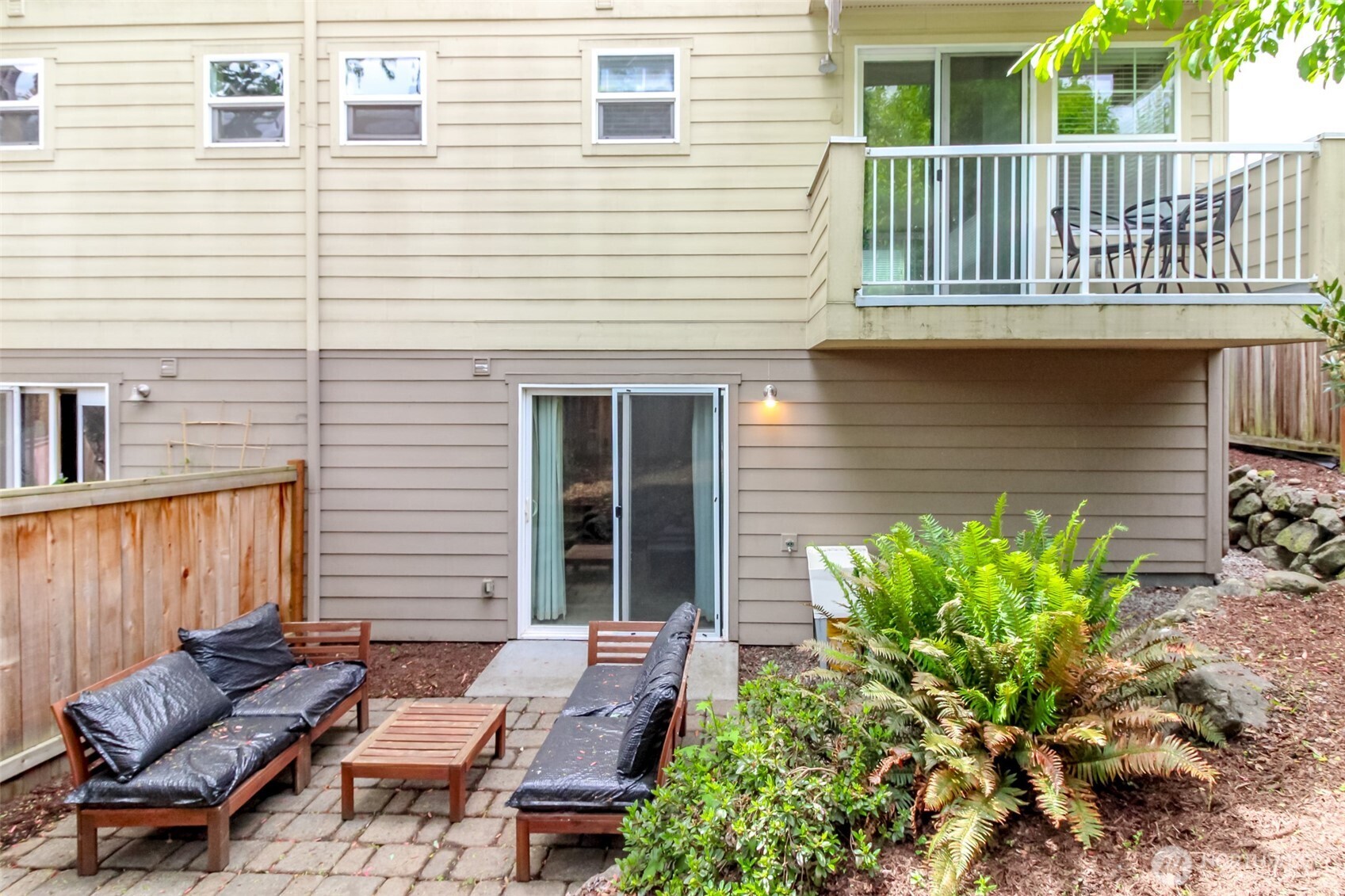 2816 SW Adams Street Seattle WA 98126