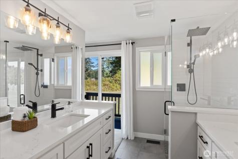 1839 Wellington Drive Oak Harbor WA 98277