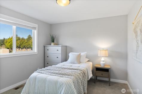 1839 Wellington Drive Oak Harbor WA 98277