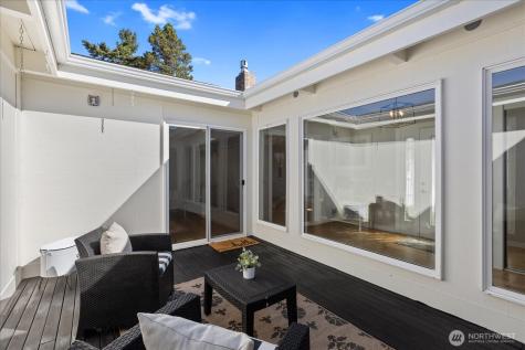 1839 Wellington Drive Oak Harbor WA 98277