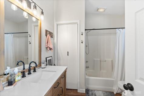 1839 Wellington Drive Oak Harbor WA 98277