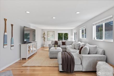 1839 Wellington Drive Oak Harbor WA 98277