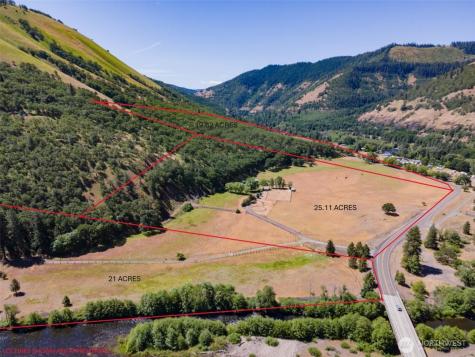 992 Highway 142 E Lyle WA 98635