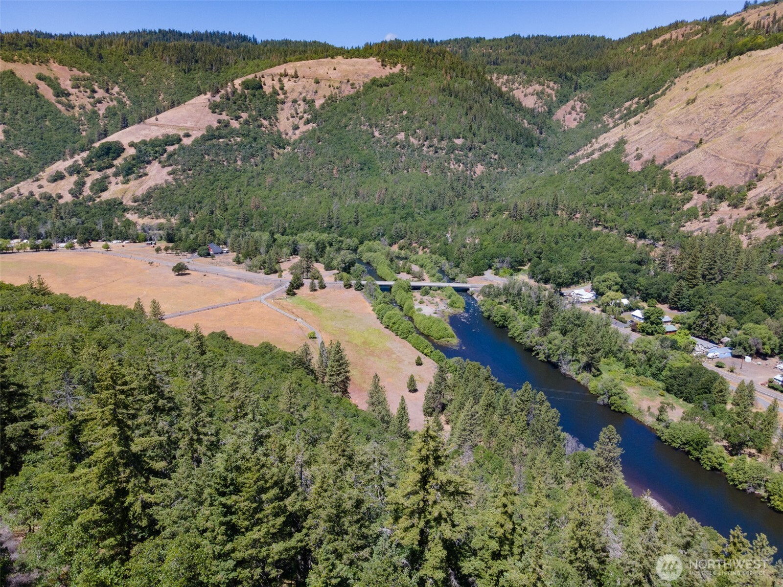 992 Highway 142 E Lyle WA 98635