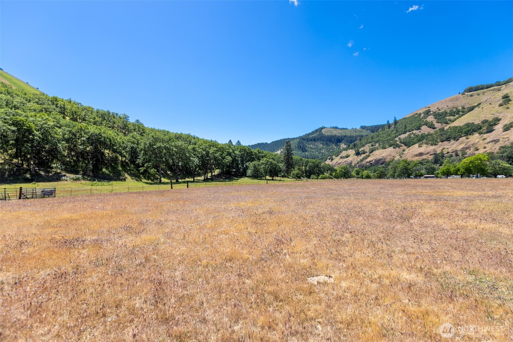 992 Highway 142 E Lyle WA 98635