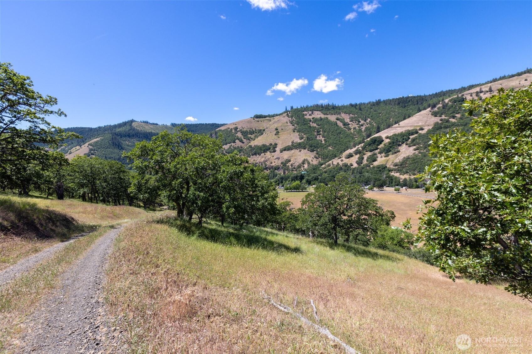 992 Highway 142 E Lyle WA 98635