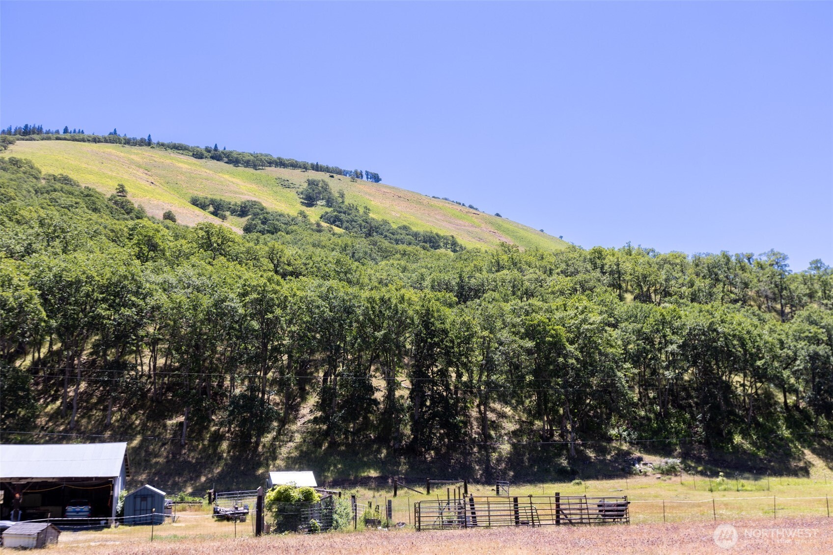 992 Highway 142 E Lyle WA 98635