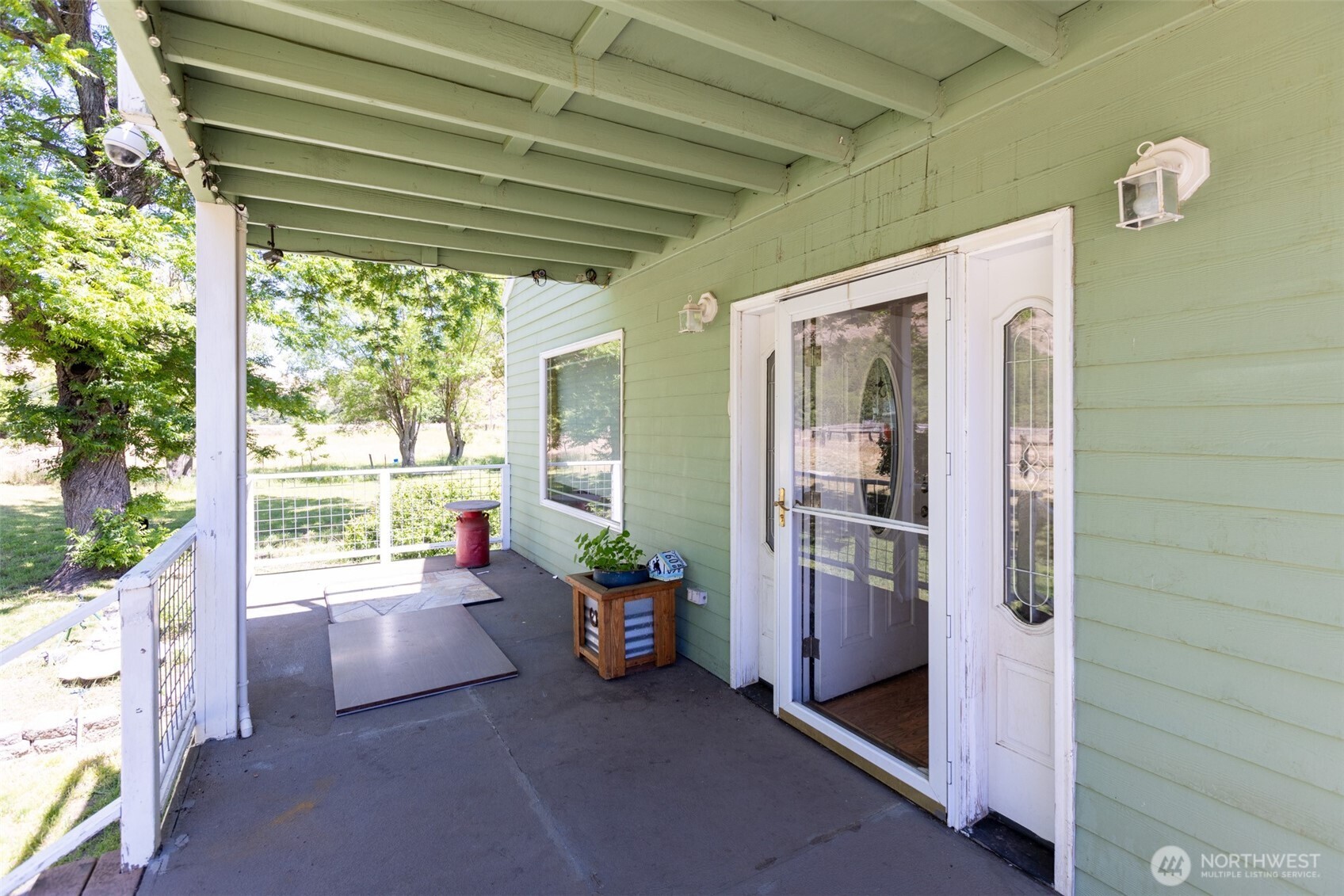 992 Highway 142 E Lyle WA 98635