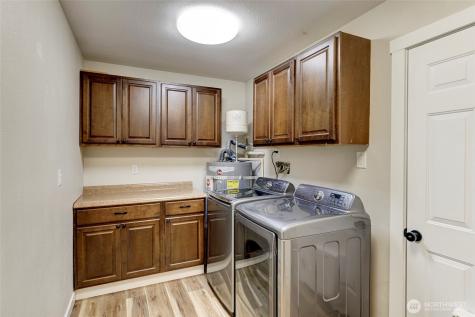 1024 NW Anchor Drive Oak Harbor WA 98277