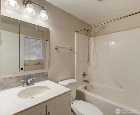 1024 NW Anchor Drive Oak Harbor WA 98277