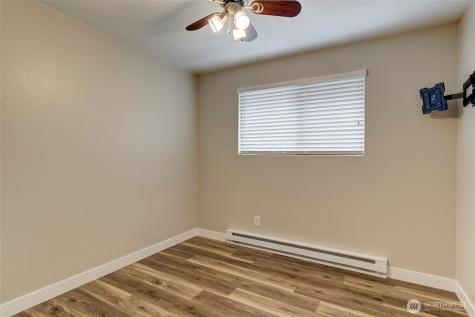 1024 NW Anchor Drive Oak Harbor WA 98277