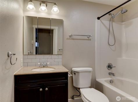 1024 NW Anchor Drive Oak Harbor WA 98277