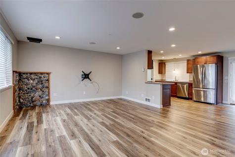 1024 NW Anchor Drive Oak Harbor WA 98277