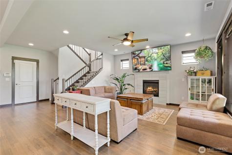 17617 3rd Avenue SE Bothell WA 98012