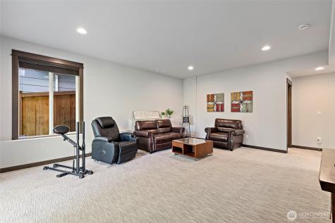 17617 3rd Avenue SE Bothell WA 98012