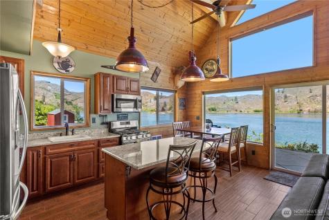 58 Alkali Cuttoff Road Riverside WA 98849