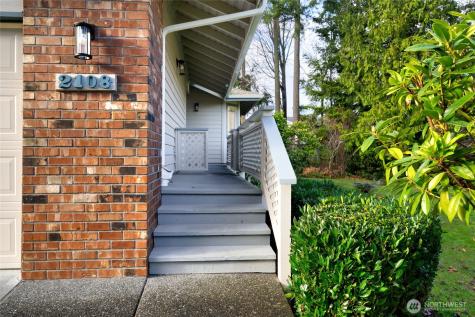 2108 Creekside Circle Anacortes WA 98221