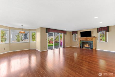 1268 E Spencer Court La Center WA 98629