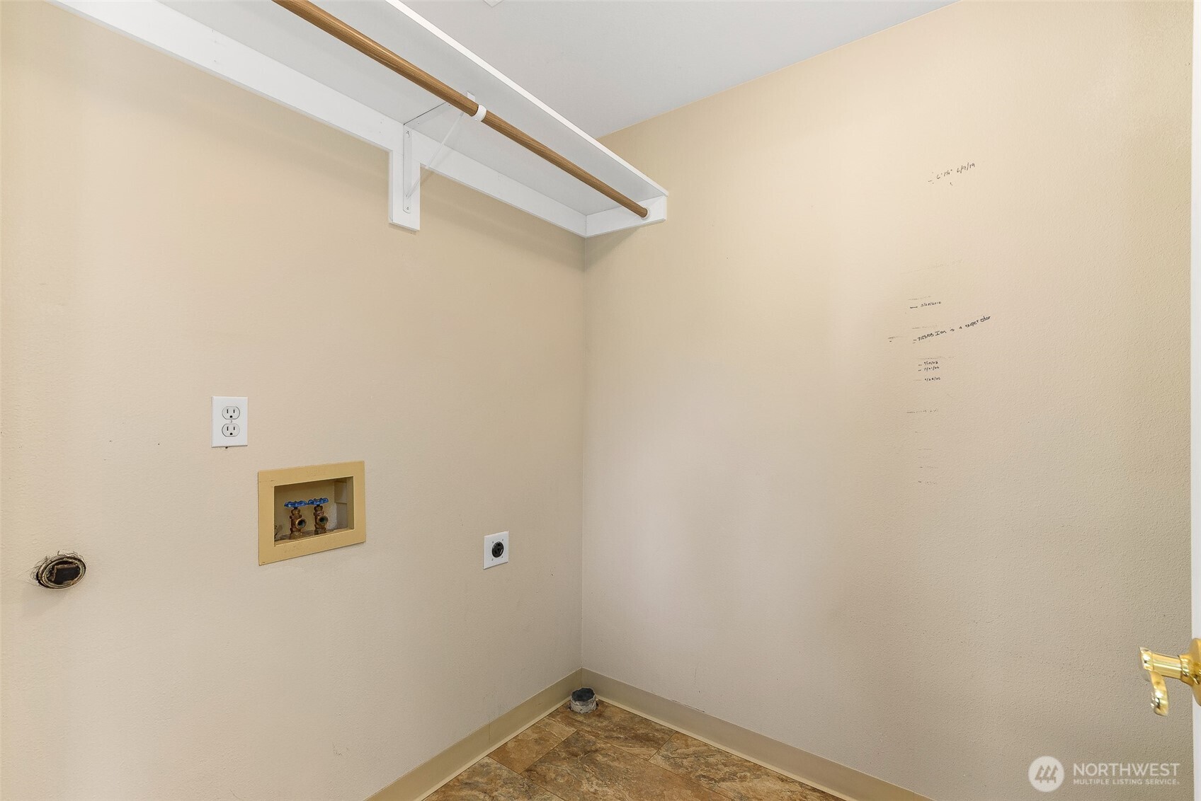 1268 E Spencer Court La Center WA 98629
