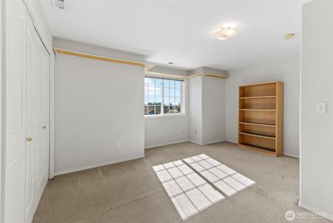 1268 E Spencer Court La Center WA 98629
