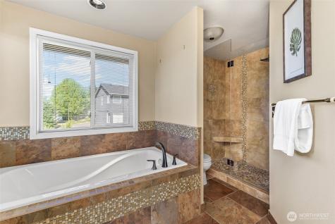 1268 E Spencer Court La Center WA 98629