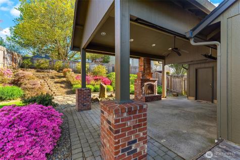 1268 E Spencer Court La Center WA 98629