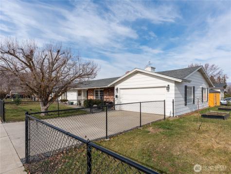 934 Stevens Street Wenatchee WA 98801