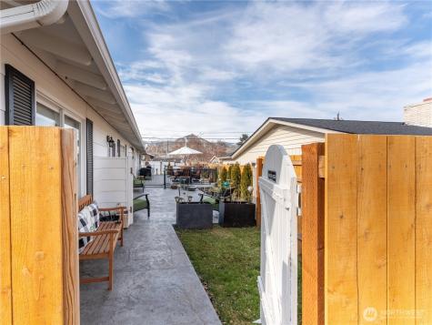 934 Stevens Street Wenatchee WA 98801