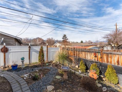 934 Stevens Street Wenatchee WA 98801