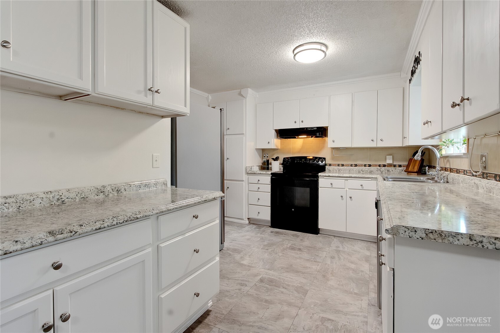 1108 20th Street NW Puyallup WA 98371