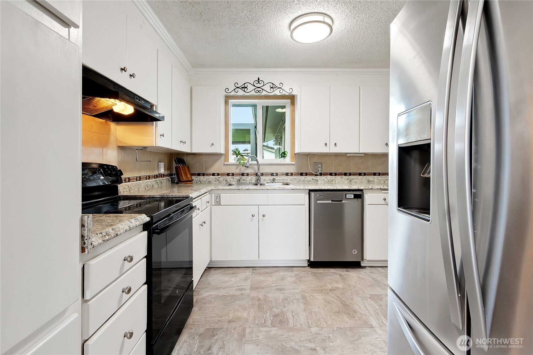1108 20th Street NW Puyallup WA 98371