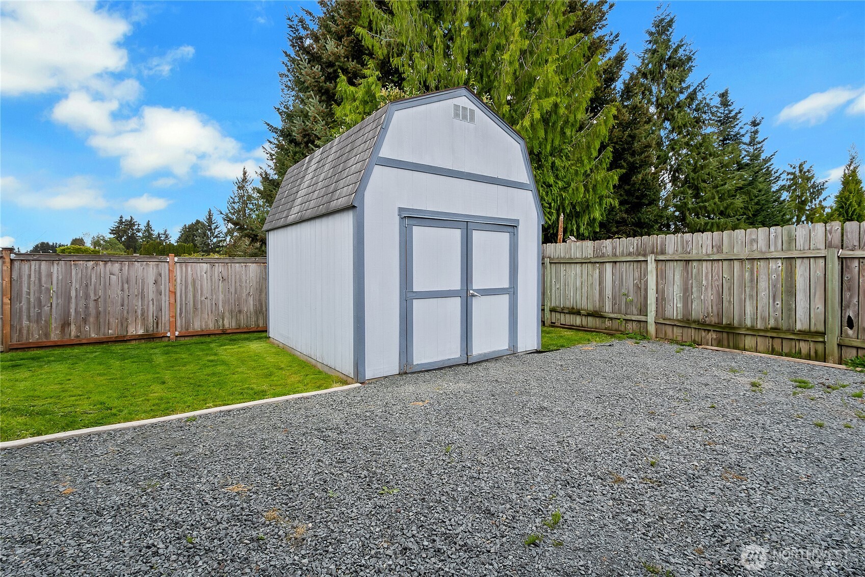 1108 20th Street NW Puyallup WA 98371