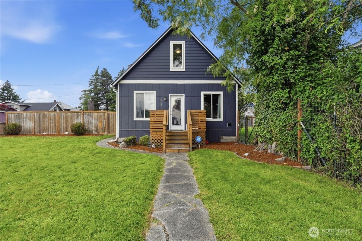 717 S 58th Street Tacoma WA 98408
