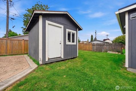 717 S 58th Street Tacoma WA 98408