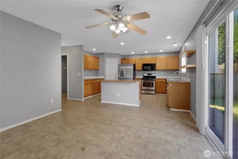 13604 116th Avenue Ct E Puyallup WA 98374