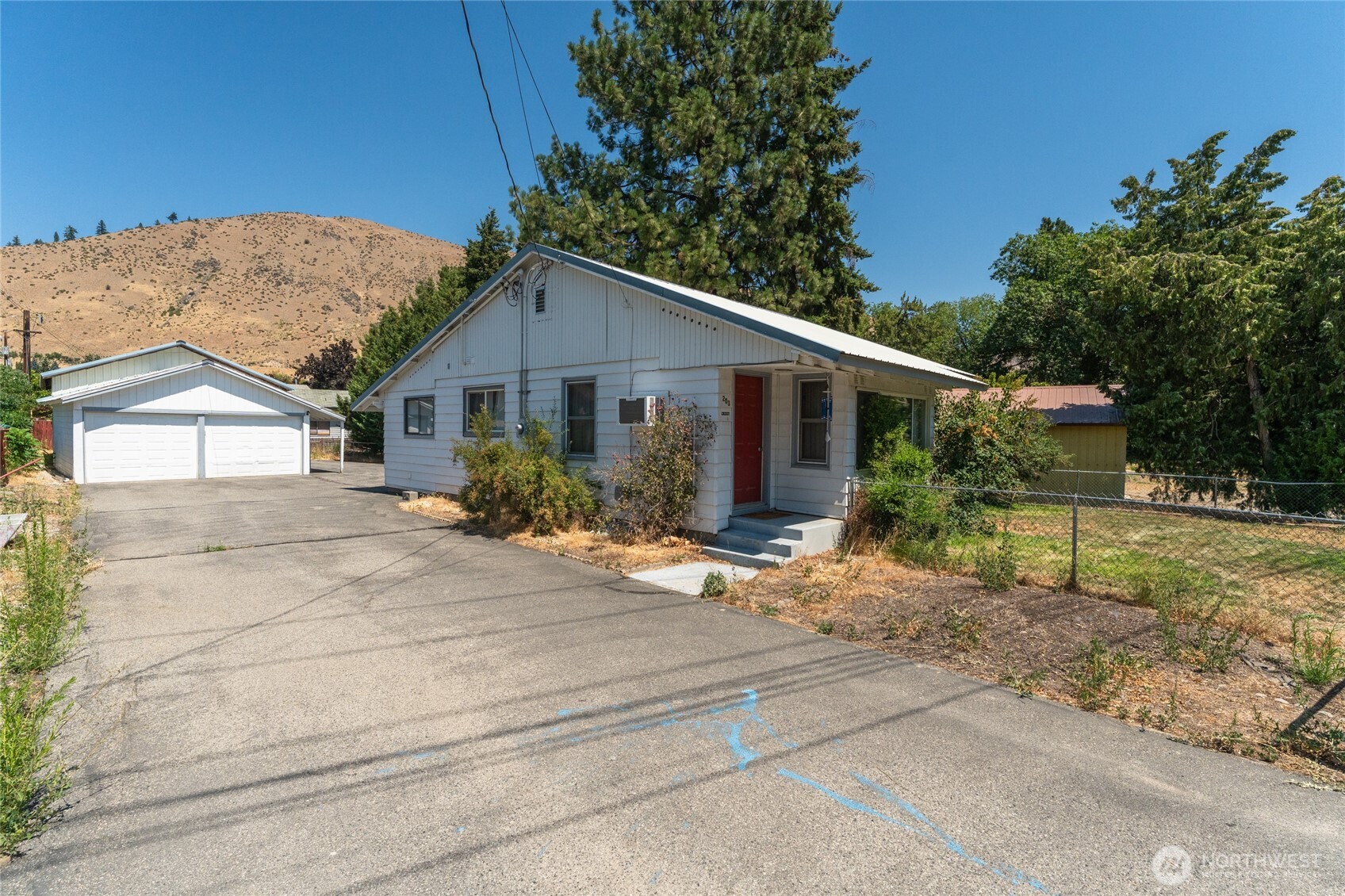 203 E Parkhill Street Cashmere WA 98815